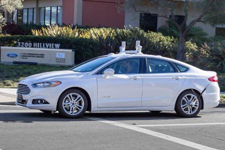 Ford Fusion (US) 2016 Hybrid Autonomous Drive