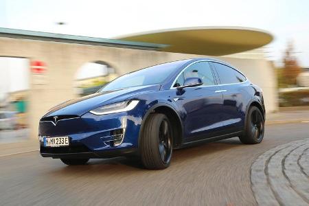 Tesla Model X P90D, Frontansicht
