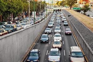 Asphalt-Schweiß schädlicher als Autos