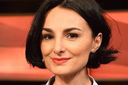 Schauspielerin Mimi Fiedler ist wieder unter der Haube Schauspielerin Mimi Fiedler ist wieder unter der Haube