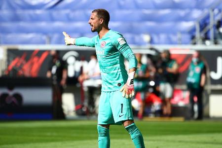 Rechtfertigte seine Nominierung mit teils überragenden Leistungen bei der SGE. Bei den drei Spielen der WM-Qualifikation ohn...