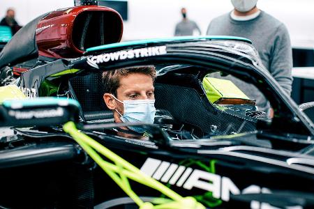 Trockensitzen im Mercedes: Bald darf Romain Grosjean auch Gas geben Trockensitzen im Mercedes: Bald darf Romain Grosjean auch Gas geben