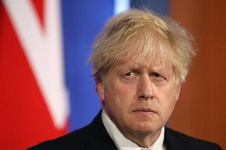 Britischer Premier Johnson bestätigt Rückkehr von Zuschauern Britischer Premier Johnson bestätigt Rückkehr von Zuschauern