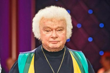 Fips Asmussen während einer TV-Aufzeichnung im Jahr 2019. Fips Asmussen während einer TV-Aufzeichnung im Jahr 2019.