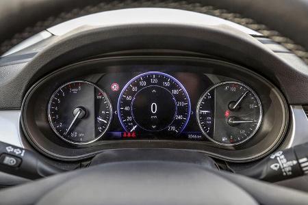 Opel Astra Facelift, Interieur