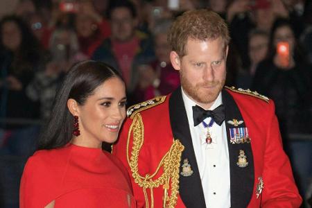 Prinz Harry und seine Ehefrau, Herzogin Meghan, nahmen viele öffentliche Termine als Senior Royals wahr. Künftig werden die ... Prinz Harry und seine Ehefrau, Herzogin Meghan, nahmen viele öffentliche Termine als Senior Royals wahr. Künftig werden die ...