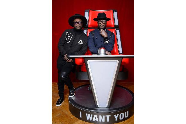 ...will.i.am mit seiner Figur ebenfalls so glücklich ist? Erkennen kann man den Musiker schließlich schon wegen seines Hutes...