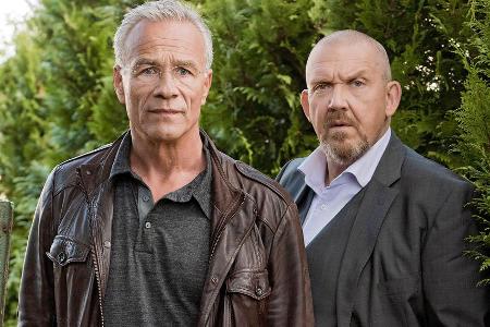 Max Ballauf (Klaus J. Behrendt, l.) und Freddy Schenk (Dietmar Bär, r.)