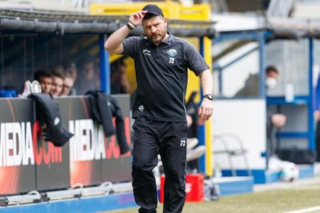 Paderborn verabschiedet Baumgart und neun Spieler Paderborn verabschiedet Baumgart und neun Spieler