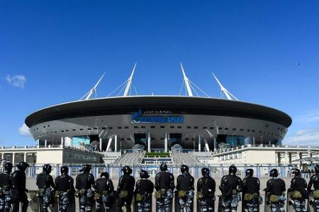 St. Petersburg: Weiter Pläne für EM-Zuschauer trotz neuer Corona-Sorgen St. Petersburg: Weiter Pläne für EM-Zuschauer trotz neuer Corona-Sorgen