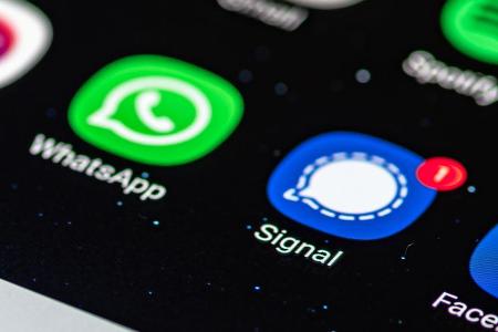 Immer mehr Nutzer wandern zum Messenger Signal ab. Immer mehr Nutzer wandern zum Messenger Signal ab.