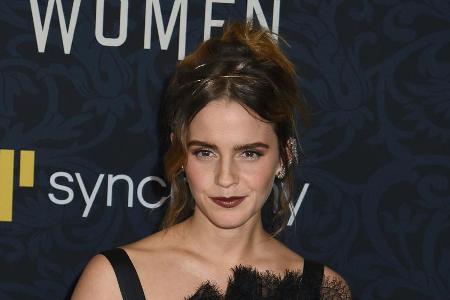 Emma Watson hat sich seit etwa einem Jahr nicht mehr in den sozialen Medien gemeldet. Emma Watson hat sich seit etwa einem Jahr nicht mehr in den sozialen Medien gemeldet.