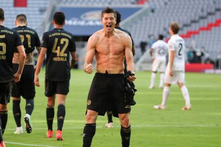 Lewandowski holt erstmals den Lewandowski holt erstmals den
