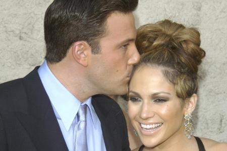 Ben Affleck und Jennifer Lopez waren von 2002 bis 2004 ein Paar. Ben Affleck und Jennifer Lopez waren von 2002 bis 2004 ein Paar.