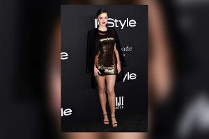 Hässliche Dellen: Miranda Kerr bürstet Cellulite einfach weg