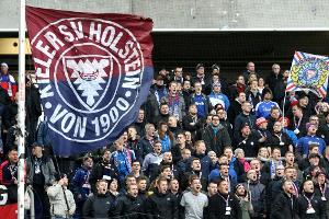 Kiels Schneekloth: Fußball ist "weniger Schampus und Kaviar, sondern mehr Bier und Bratwurst"
