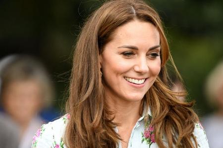 Herzogin Kate hat ihre erste Impfung gegen das Coronavirus erhalten. Herzogin Kate hat ihre erste Impfung gegen das Coronavirus erhalten.