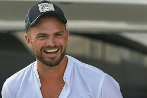 Frischgebackener Vater Johannes Haller hat einen neuen Look