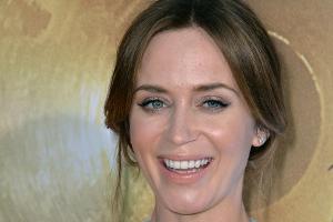 Emily Blunt war "entsetzt" von ihrem ersten Kuss