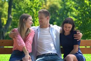 Polyamourös, pansexuell und Co.: Was bedeutet was?