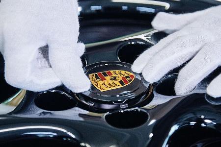 Porsche Exclusive Manufaktur (2021)
