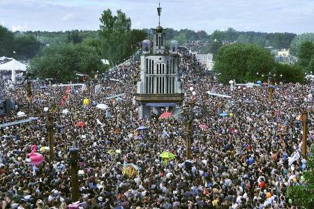 Das Fusion Festival lockt für gewöhnlich rund 70.000 Besucher an. Das Fusion Festival lockt für gewöhnlich rund 70.000 Besucher an.