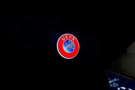 UEFA leitet Ermittlungen gegen abtrünniges Super-League-Trio ein UEFA leitet Ermittlungen gegen abtrünniges Super-League-Trio ein