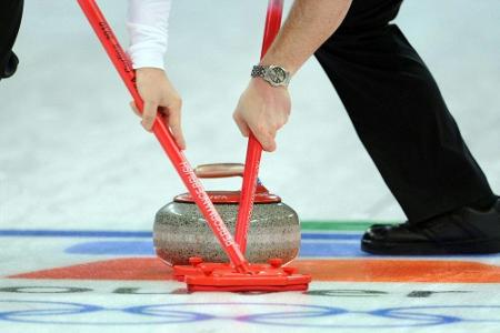 Curling: Deutsches Mixed-Team startet mit Sieg in WM Curling: Deutsches Mixed-Team startet mit Sieg in WM