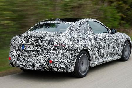 BMW 2er Coupé 2021, BMW 230i