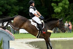 Luhmühlen: Olympiasieger Jung nach Springfehler ohne Siegchance