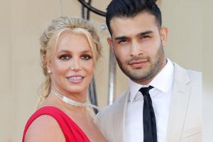 Britney Spears' Freund trägt "Free Britney"-Shirt