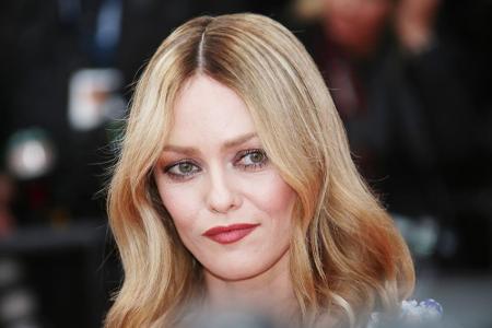 Vanessa Paradis (48) darf sich sicher über Blumen oder ein Frühstück zum Muttertag freuen.