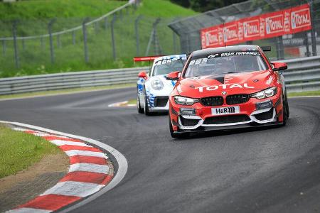 BMW M4 GT4 - Startnummer 74 - 24h Rennen Nürburgring - Nürburgring-Nordschleife - 3. Juni 2021