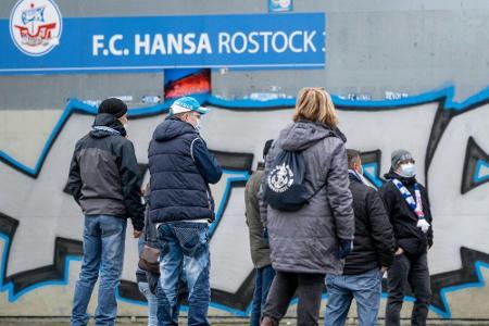 Hansa stoppt Dauerkartenverkauf bei 10.000 Hansa stoppt Dauerkartenverkauf bei 10.000