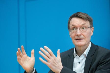 Lauterbach erwartet keine weitere Infektionswelle durch EM Lauterbach erwartet keine weitere Infektionswelle durch EM