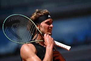 Zverev verpasst Finale der French Open - Djokovic schaltet Rekordsieger Nadal aus