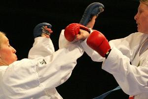 Karateka Jüttner löst Tokio-Ticket