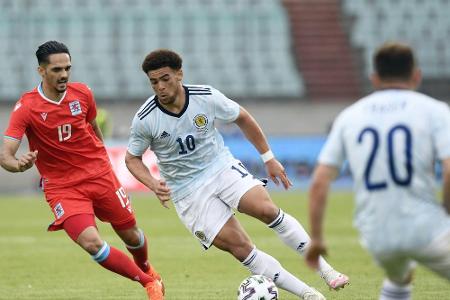 UK-Solidarität: Schottland geht mit England aufs Knie UK-Solidarität: Schottland geht mit England aufs Knie