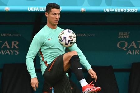 Portugal-Star Ronaldo: Positiver Cancelo-Test ohne Bedeutung für EM-Auftakt Portugal-Star Ronaldo: Positiver Cancelo-Test ohne Bedeutung für EM-Auftakt