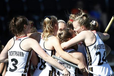 Hockey-Damen durch ersten EM-Sieg weiter mit Halbfinalchancen Hockey-Damen durch ersten EM-Sieg weiter mit Halbfinalchancen