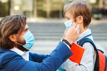 Eltern sollten jetzt besonders verständnisvoll mit ihren Kindern umgehen. Eltern sollten jetzt besonders verständnisvoll mit ihren Kindern umgehen.