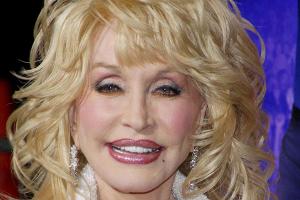 Dolly Parton geht jeden Abend geschminkt ins Bett