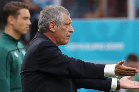 Vor dem Showdown in München: Portugal-Trainer Santos lobt DFB-Team Vor dem Showdown in München: Portugal-Trainer Santos lobt DFB-Team