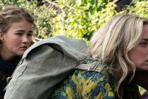Evelyn (Emily Blunt) und ihre Kinder kämpfen auch in "A Quiet Place 2" ums blanke Überleben.