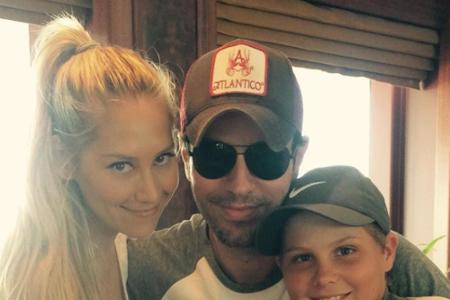 ...Anna Kournikova (35) und Enrique Iglesias (41, 