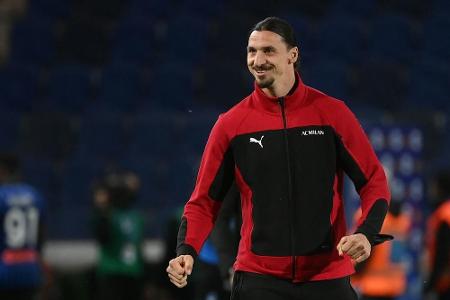 Ibrahimovic erfolgreich am linken Knie operiert Ibrahimovic erfolgreich am linken Knie operiert