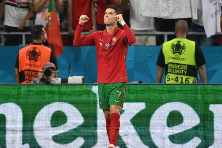 Daei gratuliert Ronaldo zum Tor-Weltrekord Daei gratuliert Ronaldo zum Tor-Weltrekord