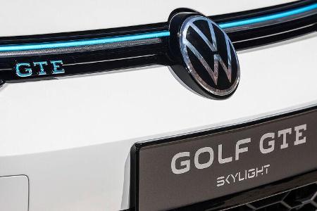 VW Golf GTE Skylight