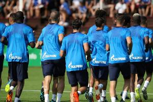 Schalker Trainingsauftakt vor bis zu 500 Fans
