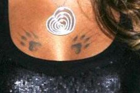 rapperin-eve-tattoo.jpg